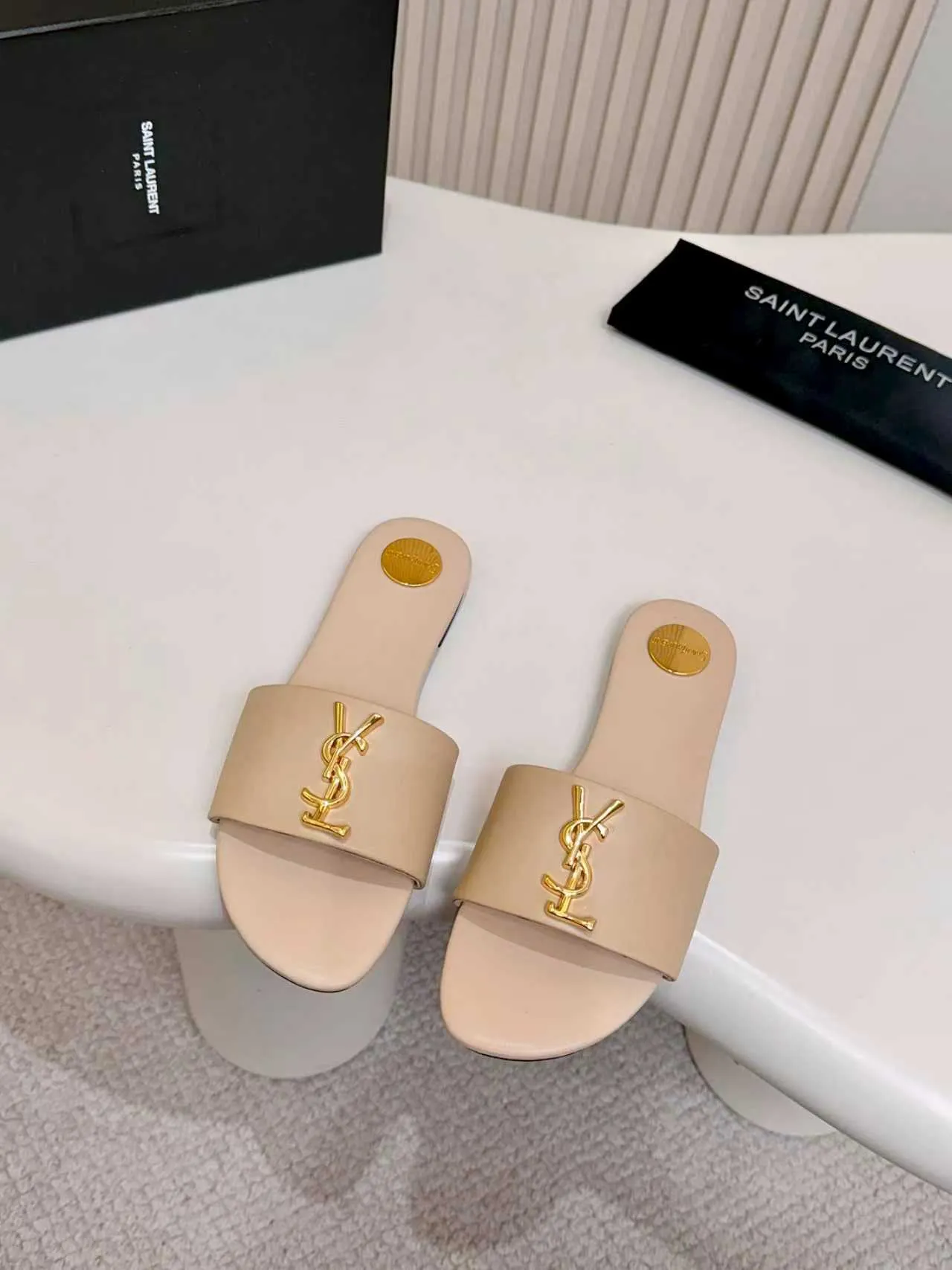 👟👟Ex-factory price 340👟👟 Genuine leather sole +40 YSL new model, upper cowhide leather lining sheepskin, size 35-44, rubber sole, genuine leather sole +40